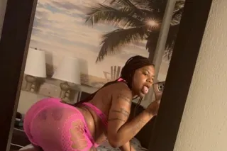 OUTCALLS ONLY 💦Leaving at 3Am - Image 4