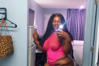 𝑩𝒖𝒈𝒂𝒕𝒕𝒊 𝑩𝒍𝒂𝒛𝒊𝒏♡. 🏆 0𝒏𝒆 𝒐𝒇 1. 🏆 🍒𝕐𝕠𝕦𝕣 𝔽𝕒𝕍𝕆𝕣𝕚𝕋𝔼 𝕆𝔹𝕊𝔼𝕊𝕊𝕀𝕆ℕ 𝘽𝙄𝙂 𝘽𝙊𝙊𝙏𝙔 AND 𝘼 𝙋𝙍𝙀𝙏𝙏𝙔 𝙁??? - Image 6