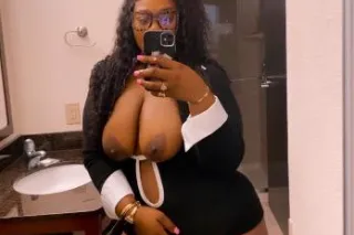 ⭐THICK ᴀɴᴅ PRETTY💕𝐈 𝐓𝐚𝐤𝐞 𝐃𝐢𝐜𝐤 𝐋𝐢𝐤𝐞 𝐀 𝐏𝐑𝐎🌽🌟🧃💦 COME LET ME SQUIRT DAT DICK UP💦💦 𝐓𝐢𝐠𝐡𝐭, 𝐒𝐪𝐮𝐢𝐫𝐭𝐢𝐧𝐠 𝐏𝐮𝐬𝐬𝐲 𝐑𝐨𝐮𝐧?? - Image 2