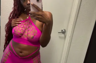 lets link up and you make this pussy squirt 💦🤍 - Image 12